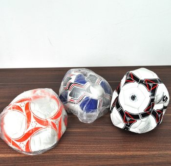 RESTANT VOETBALLEN (3st.)