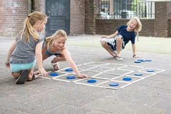 BS KAMERTJE VERHUREN - HOUTEN BUITEN SPEELGOED (1st.)