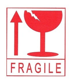 FRAGILE ETIKET / BREEKBAAR STICKER (45vel.)