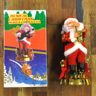KERSTMAN MET SAXOFOON (2st.)