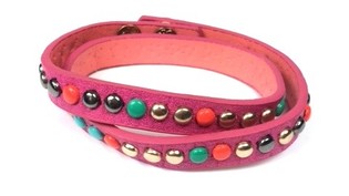ARMBAND FUCHSIA STUDS (1st)