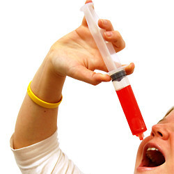 PARTY SHOOTERS IN DE VORM VAN EEN SPUIT (6st.)