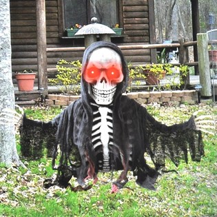 REAPER GROUNDBREAKER SKELET MET VERLICHTING 50 CM. 