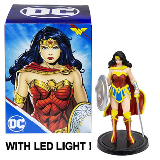 DC COMICS - WONDER WOMAN LED-FIGUUR - 11 CM HOOG (36st.)